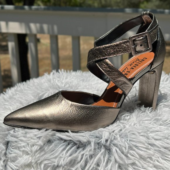 NEW Chelsea Crew 'Lenzo' Pumps - Picture 2 of 9